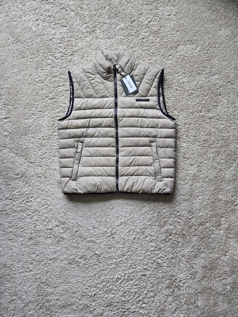 Merrell Puffer Vest Mens L Khaki Full Zip Lightweight Outdoor Cozy